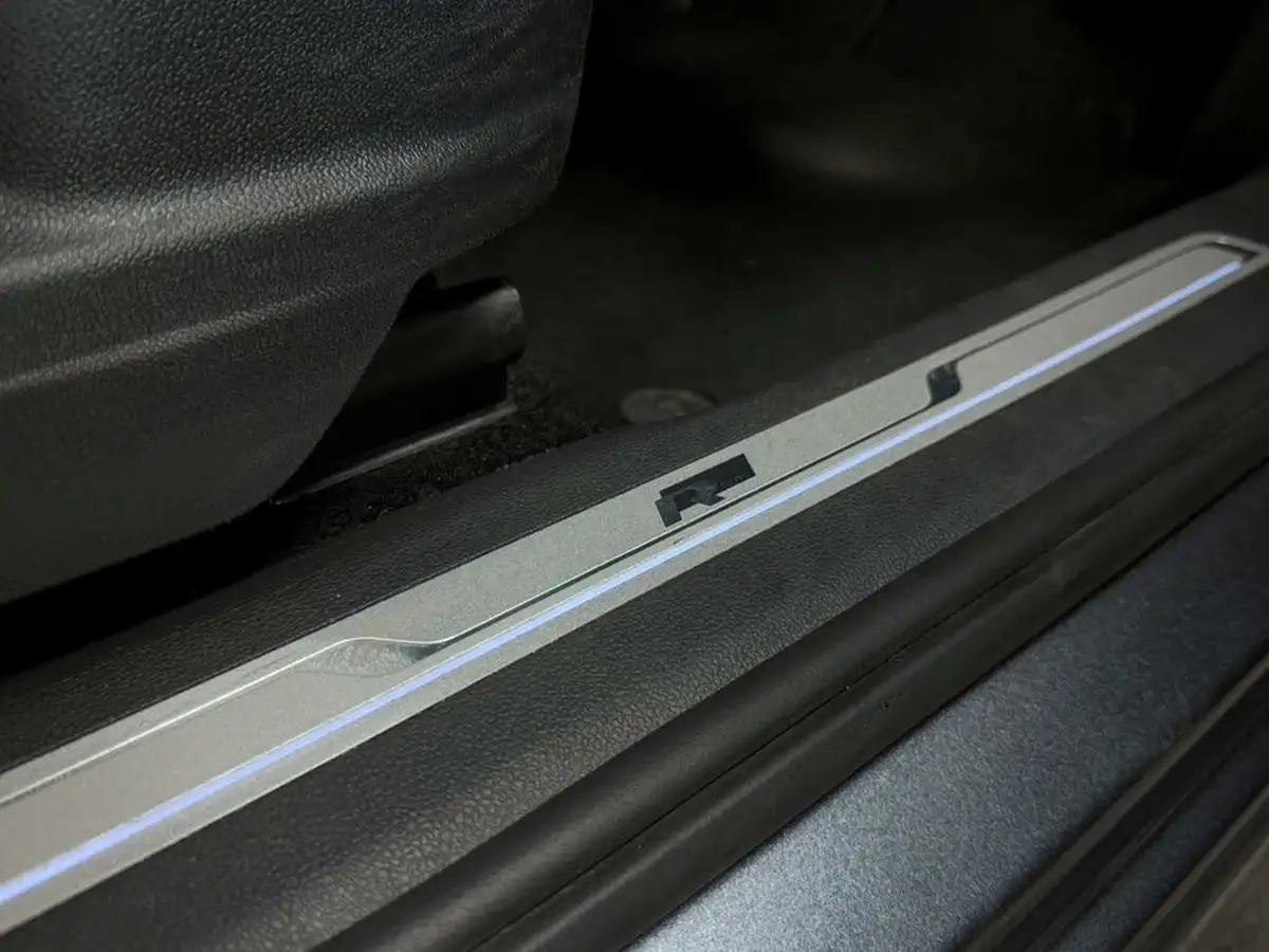 2021-volkswagen-tiguan-allspace-15-tsi-r-line-tech-big-21