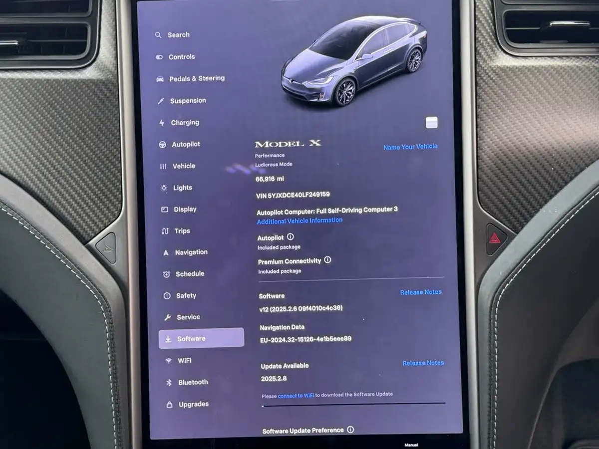 2020-tesla-model-x-e-ludicrous-performance-big-32