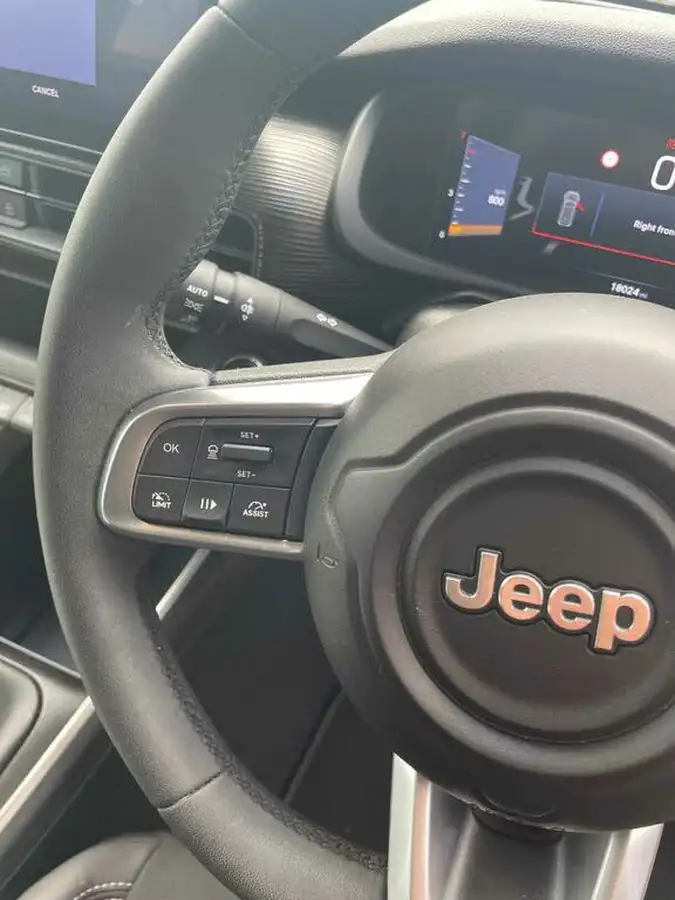 2024-jeep-avenger-12-gse-altitude-big-12