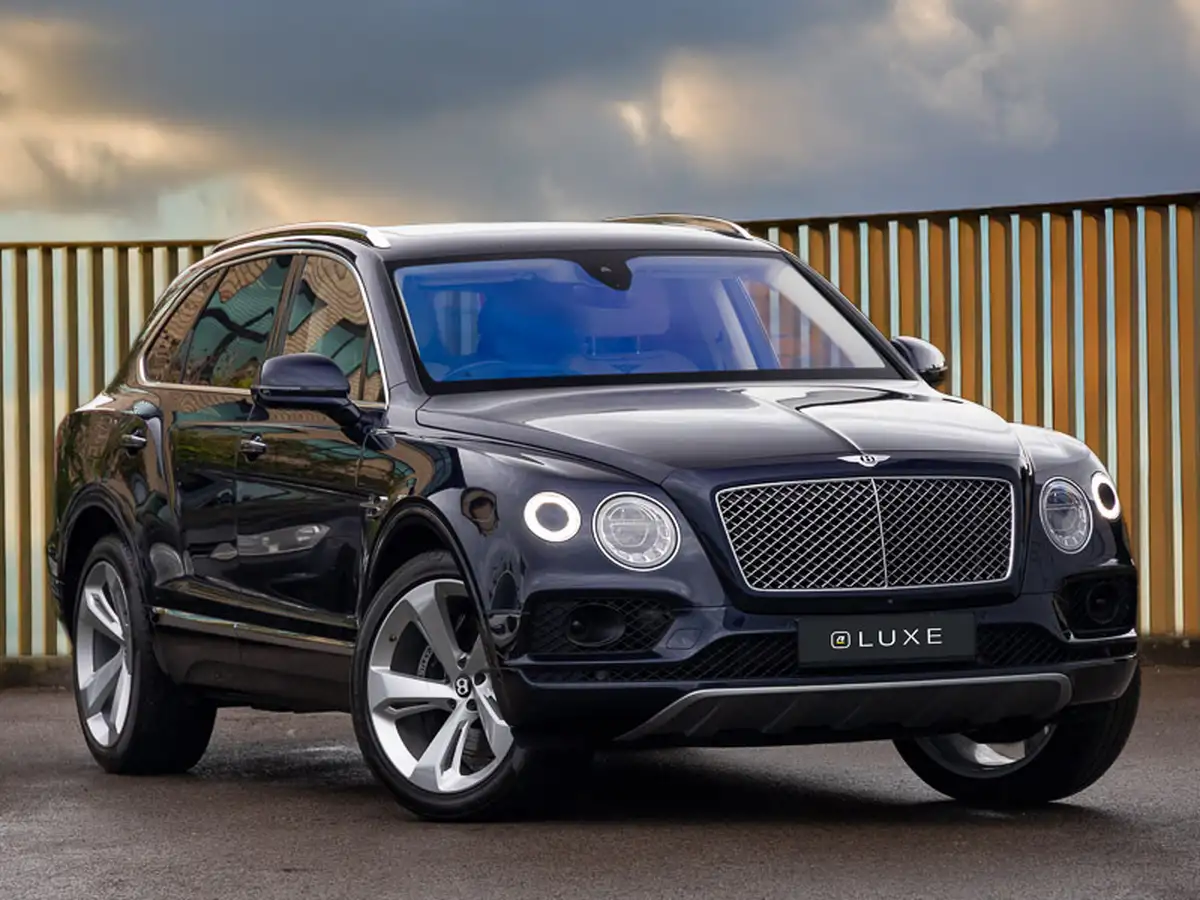 2016-bentley-bentayga-60-w12-big-0
