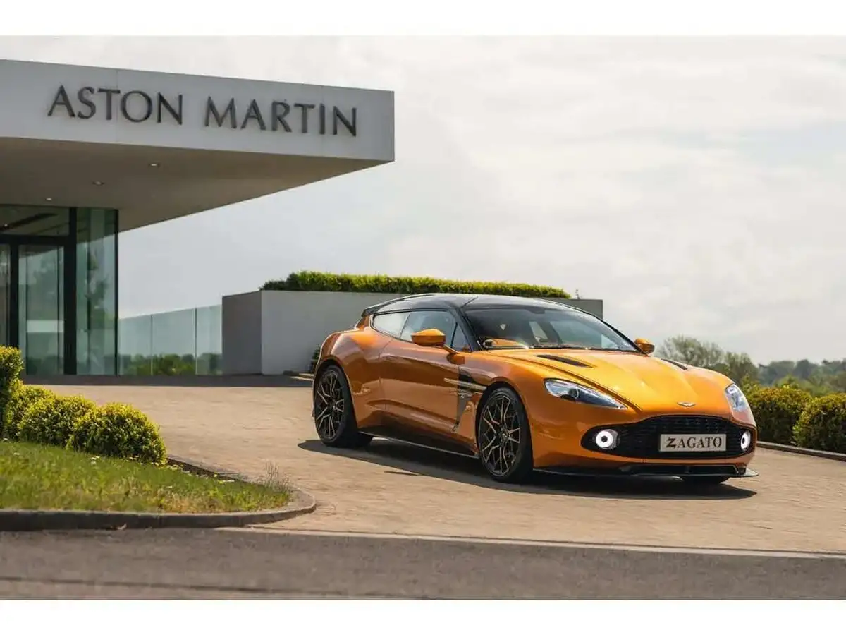 2019-aston-martin-vanquish-59-zagato-big-22