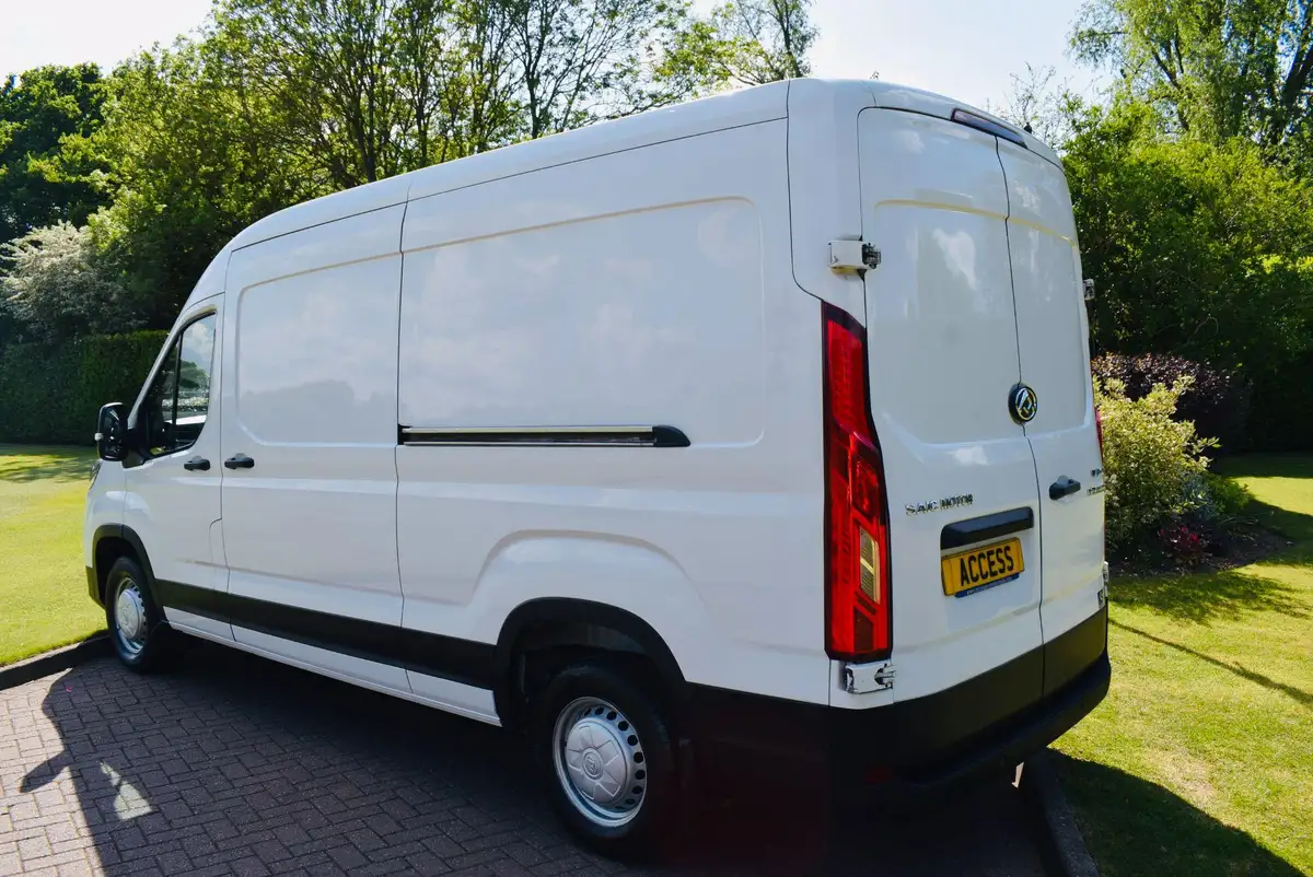 2021-maxus-deliver-9-20tdi-l3h2-big-3