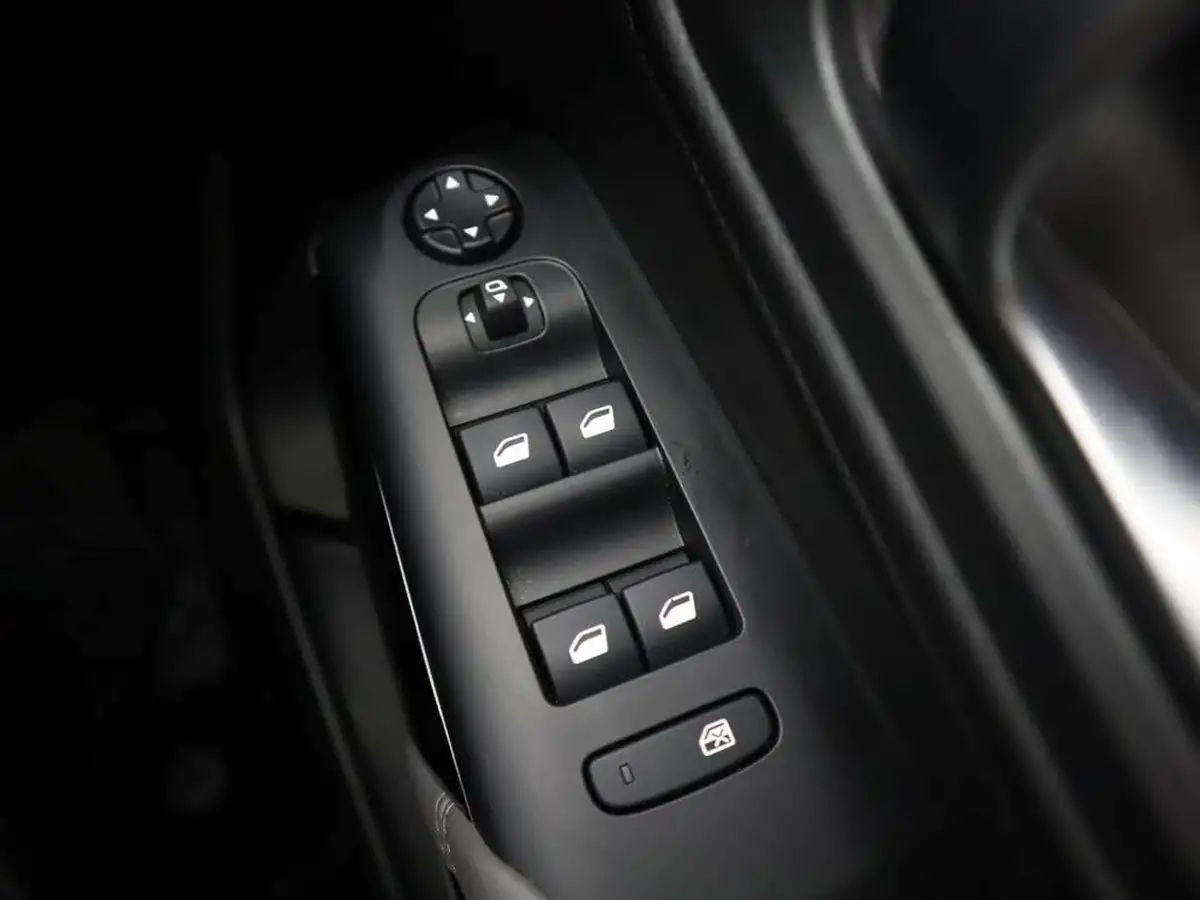 2022-citroen-c5-aircross-15bluehdi-shine-plus-big-37