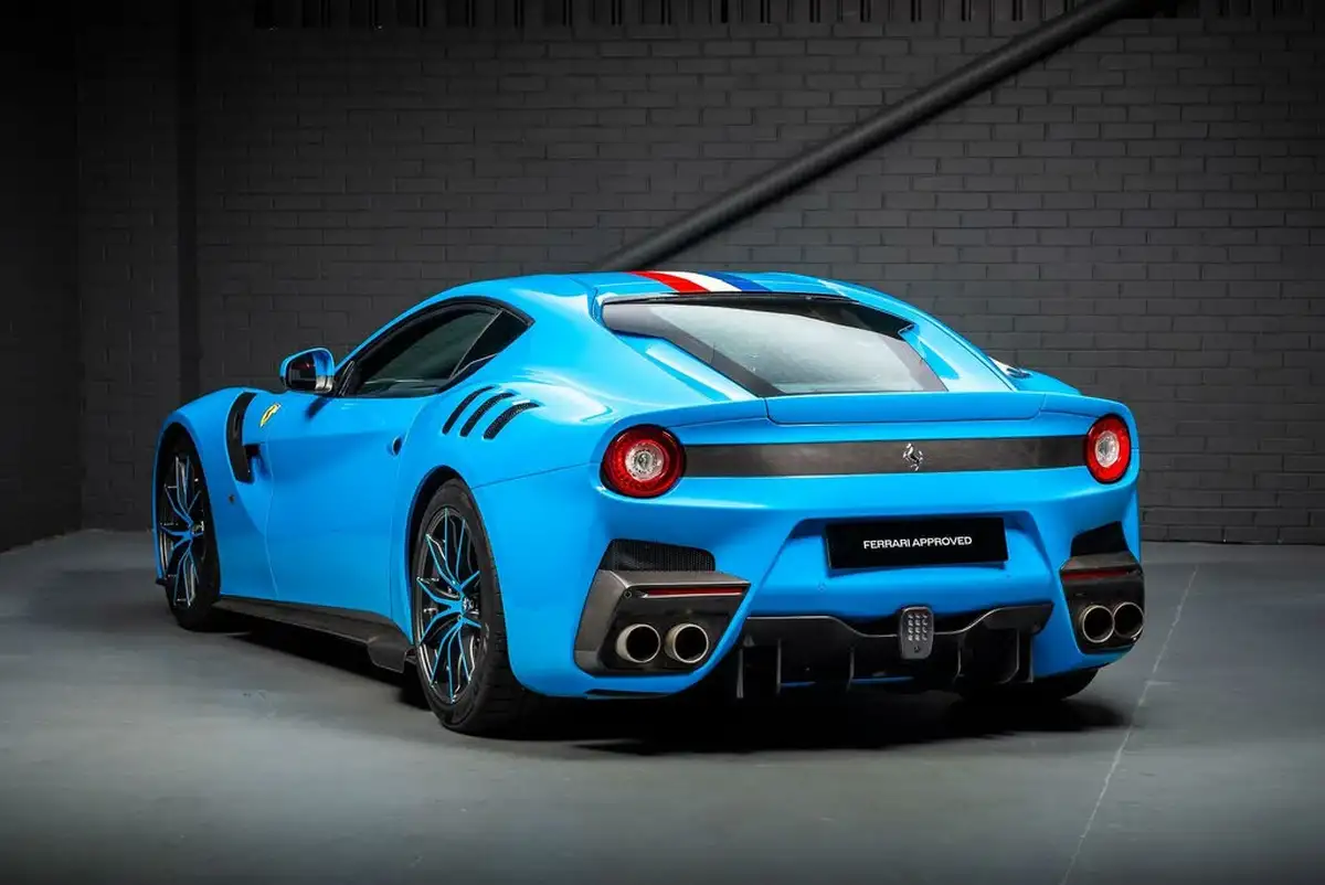 2017-ferrari-f12berlinetta-62-big-8