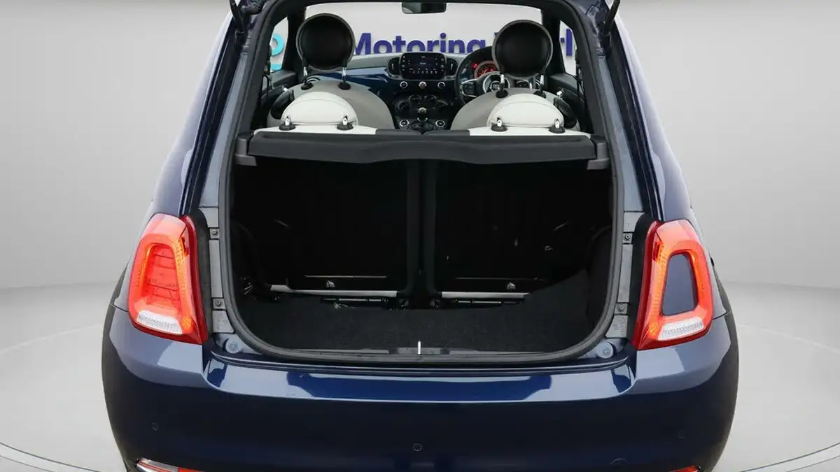 2022-fiat-500-10-dolcevita-big-16