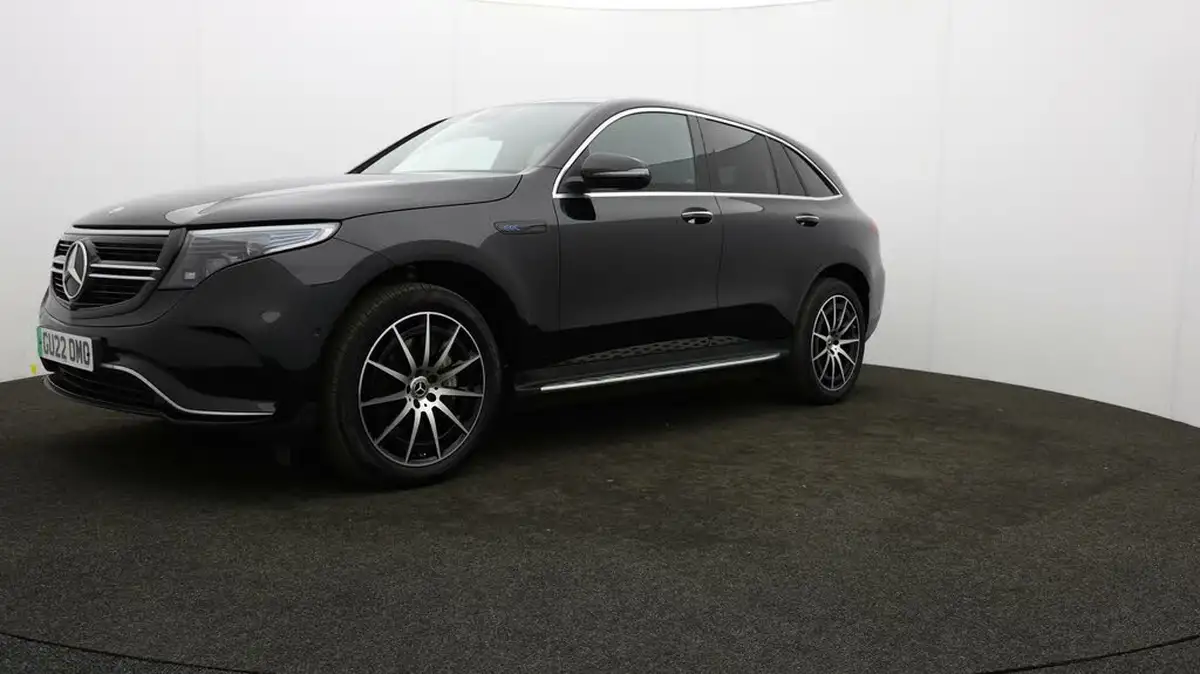 2022-mercedes-benz-eqc-e-eqc-400-amg-line-big-2