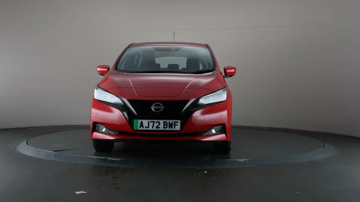 2022-nissan-leaf-e-acenta-39kwh-big-2