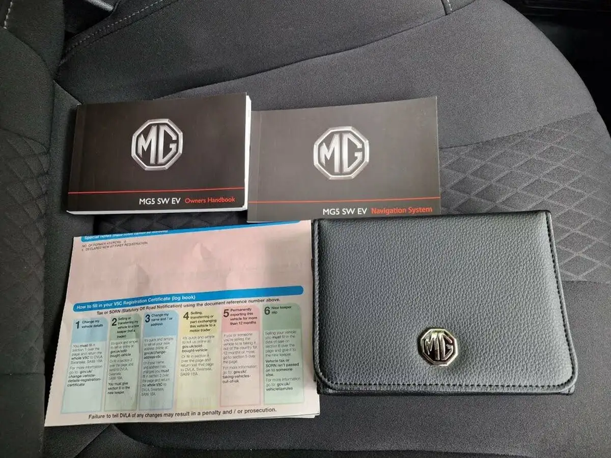 2021-mg-mg5-e-excite-ev-big-39