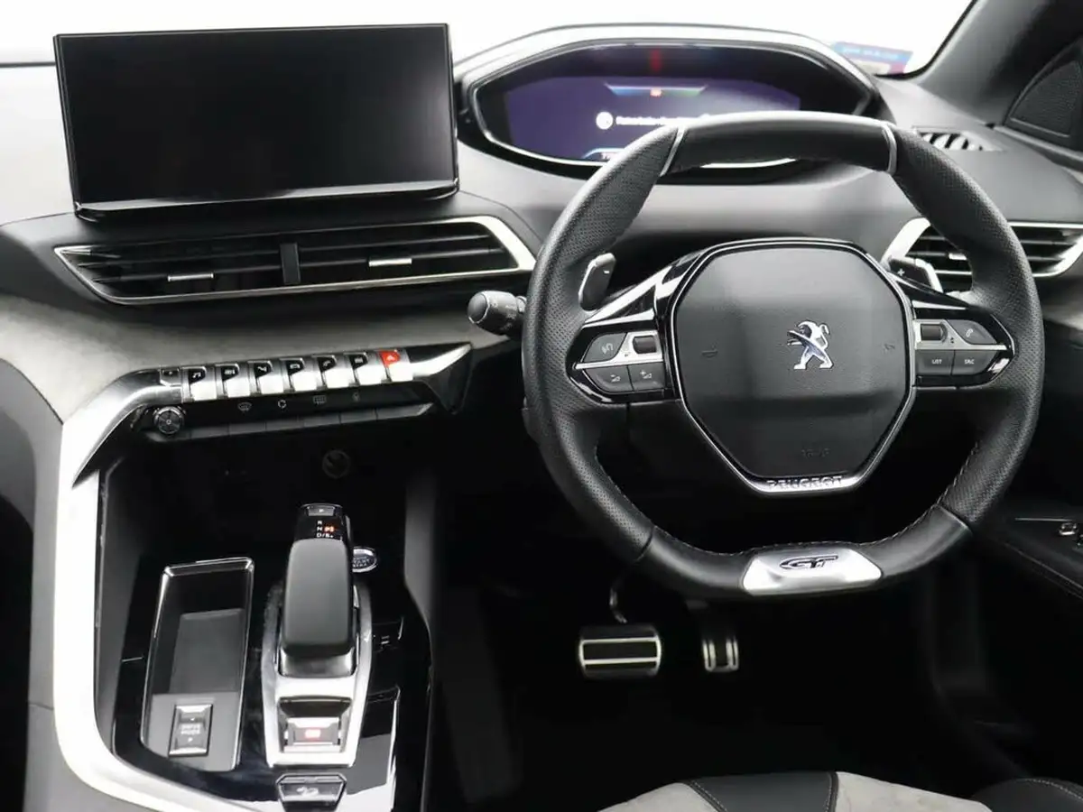 2021-peugeot-3008-suv-16-puretech-gt-premium-300bhp-4wd-hybrid4-e-eat8-big-22