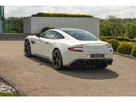 2018-aston-martin-vanquish-small-1
