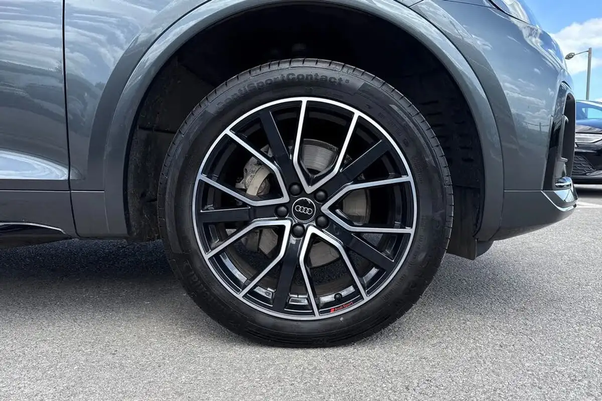 2024-audi-q5-20-45-tfsi-black-edition-station-wagon-big-9