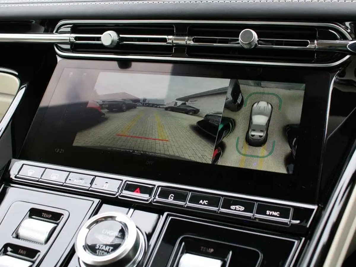 2024-aston-martin-db12-40-v8-auto-euro-6-ss-2dr-big-19