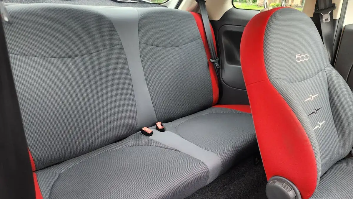 2015-fiat-500-12-pop-ss-big-23