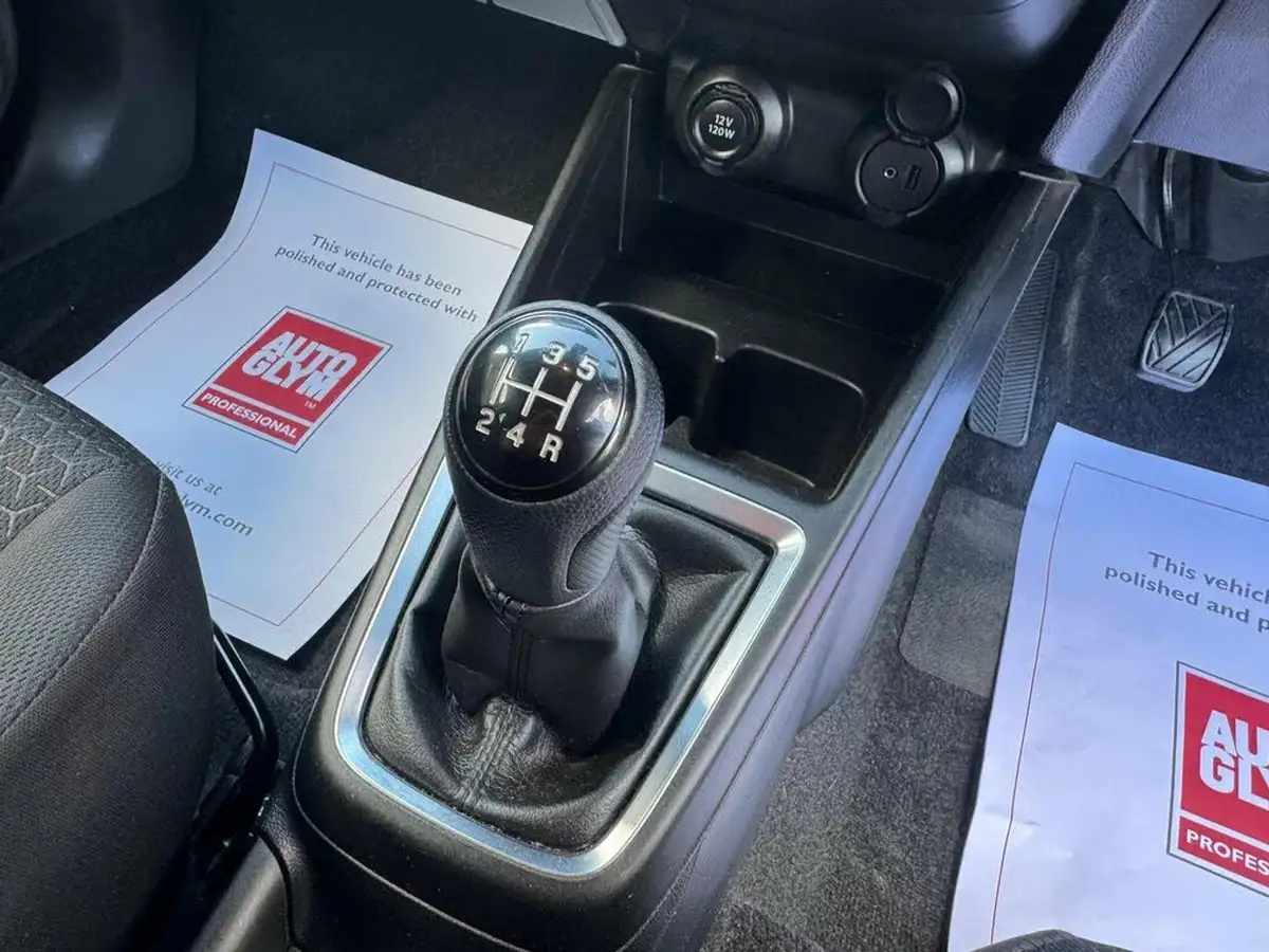 2018-suzuki-swift-10-boosterjet-sz5-111ps-shvs-big-10