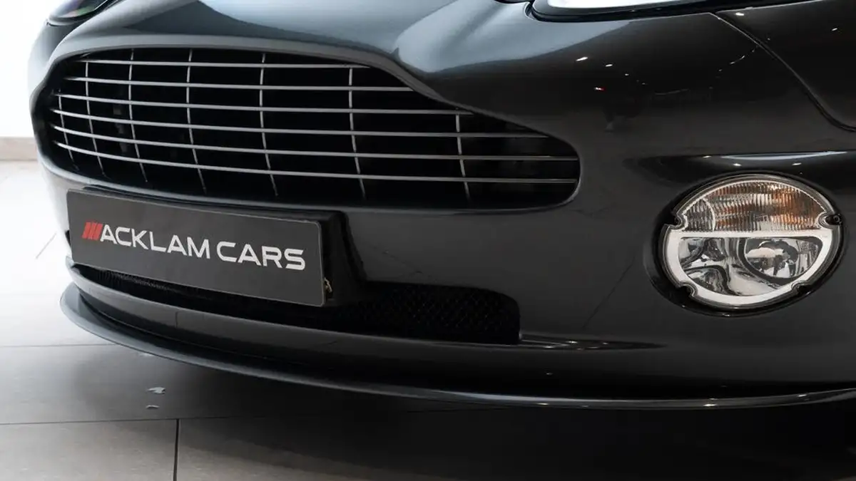 2007-aston-martin-vanquish-59-big-4