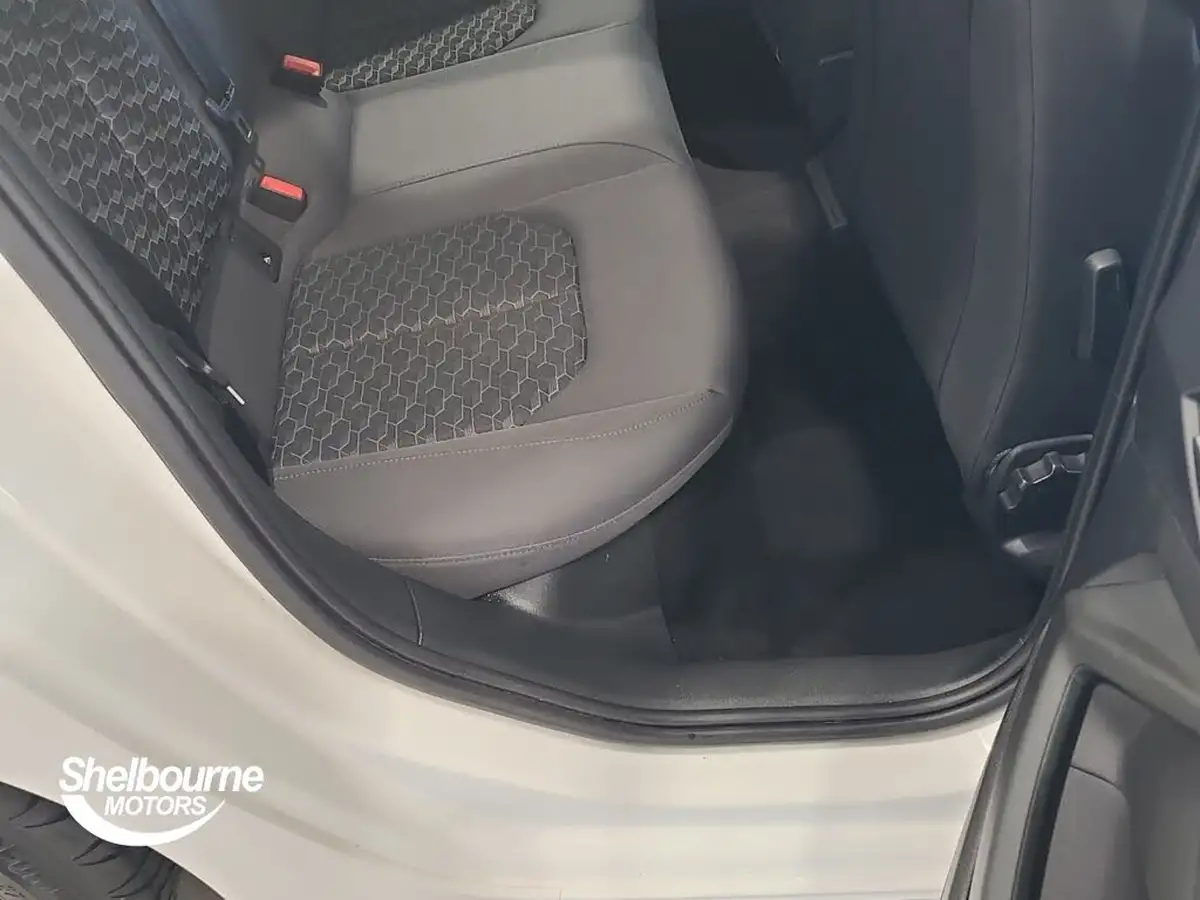 2021-audi-a1-10-25-tfsi-sport-big-39