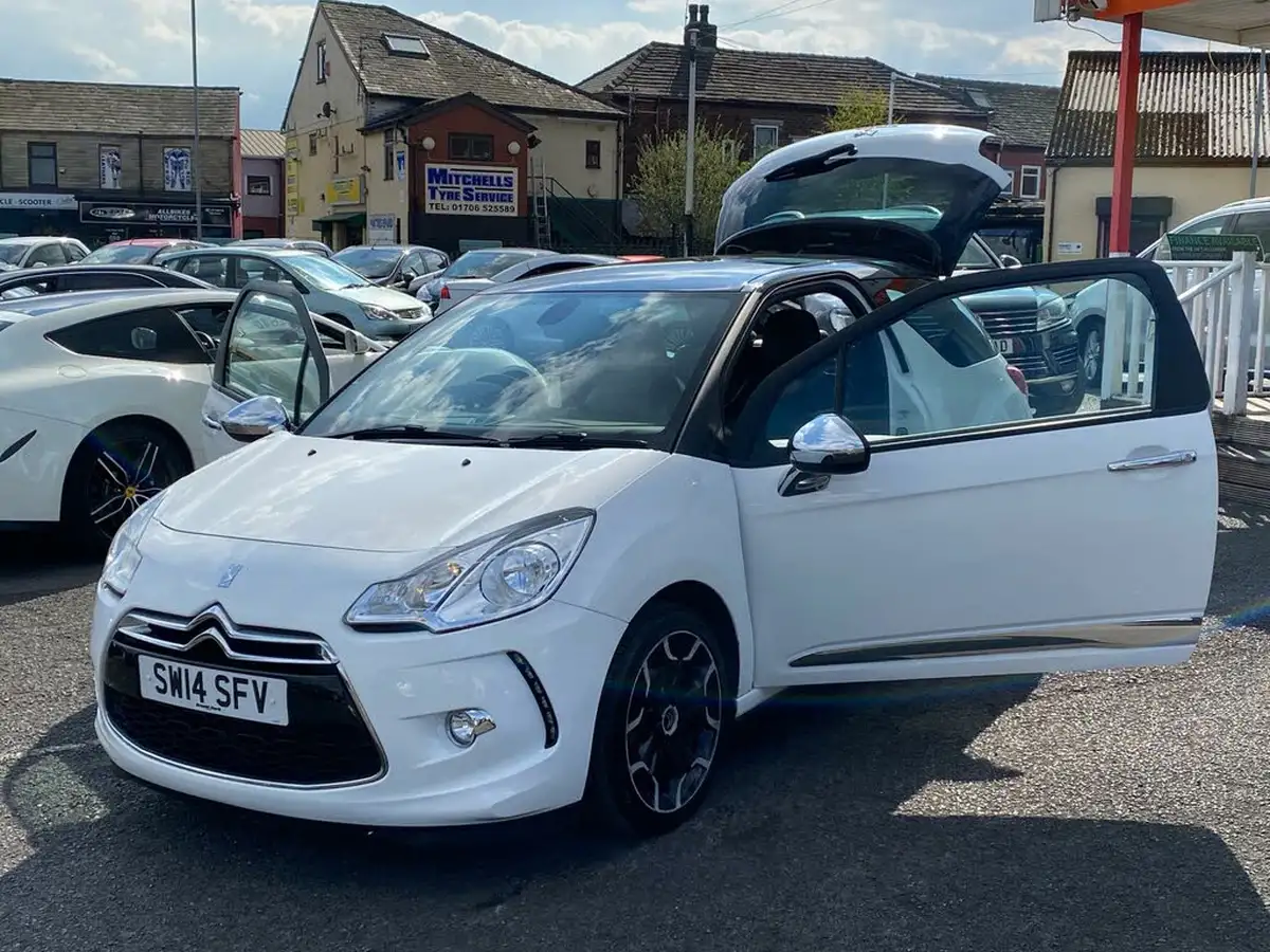 2014-citroen-ds3-16e-hdi-dsport-plus-big-21