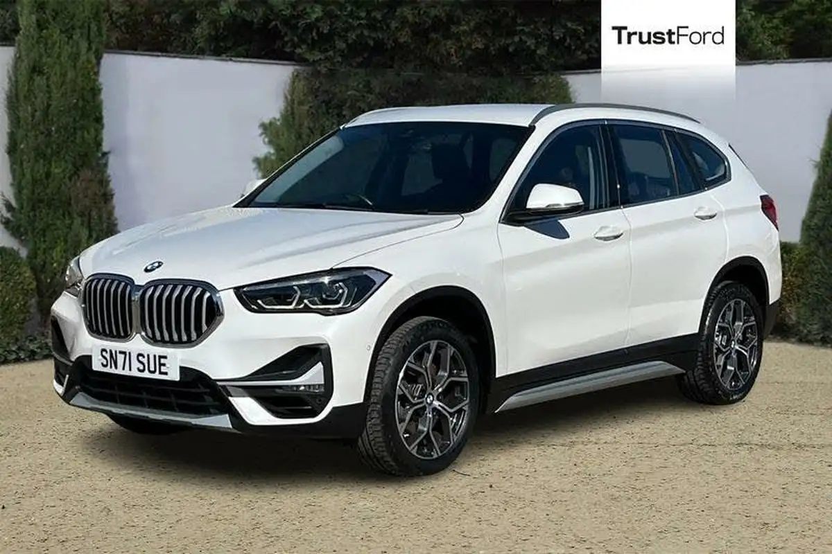 2021-bmw-x1-20-sdrive20i-xline-big-4