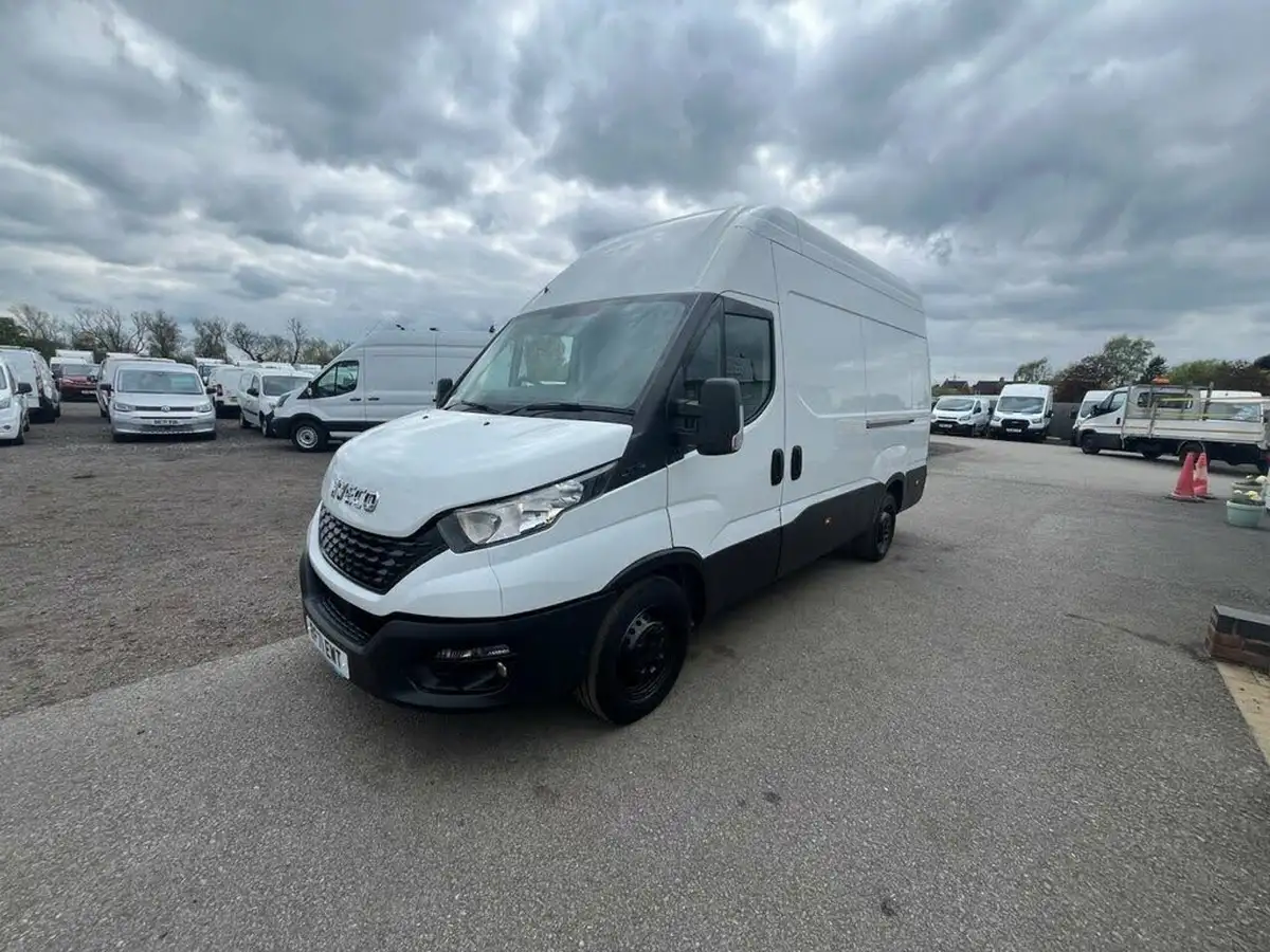 2021-iveco-daily-s-class-23td-35s14v-business-3520mm-h2-136pseu6dt-big-2