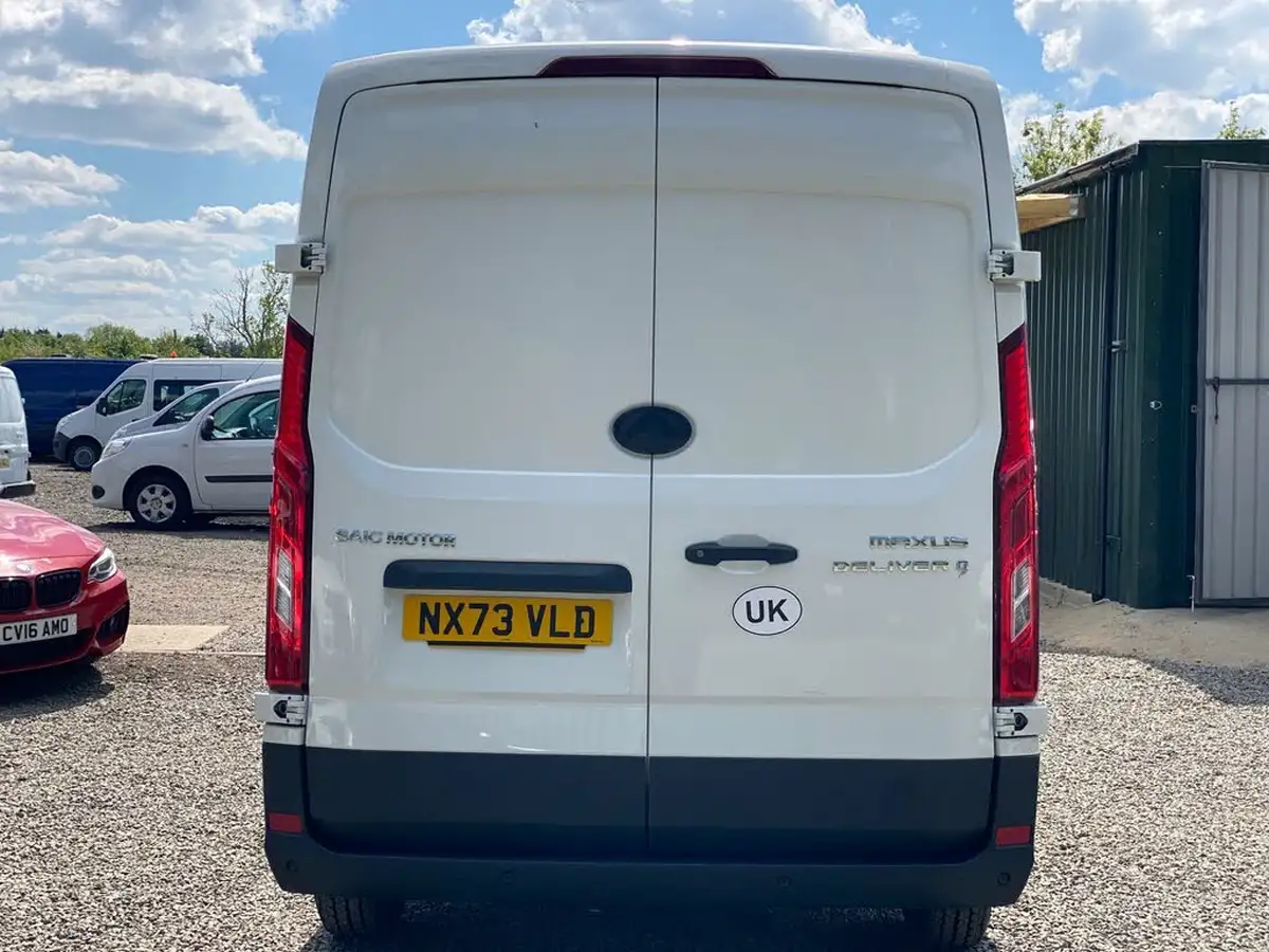 2023-maxus-deliver-9-big-20