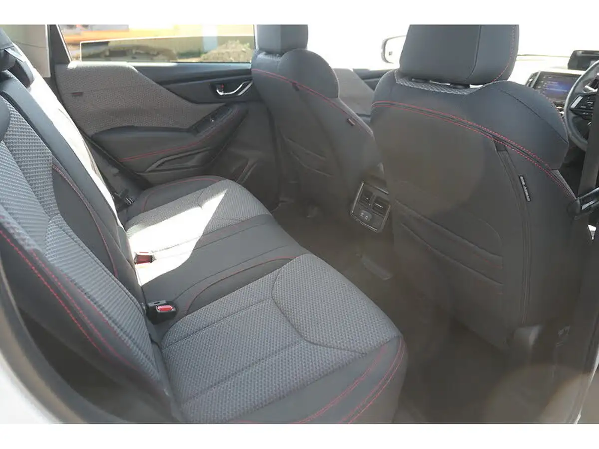 2024-subaru-forester-20-e-boxer-sport-big-18