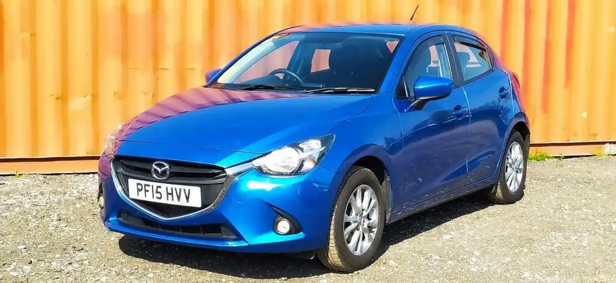 2015-mazda-mazda2-15-se-l-75ps-big-12