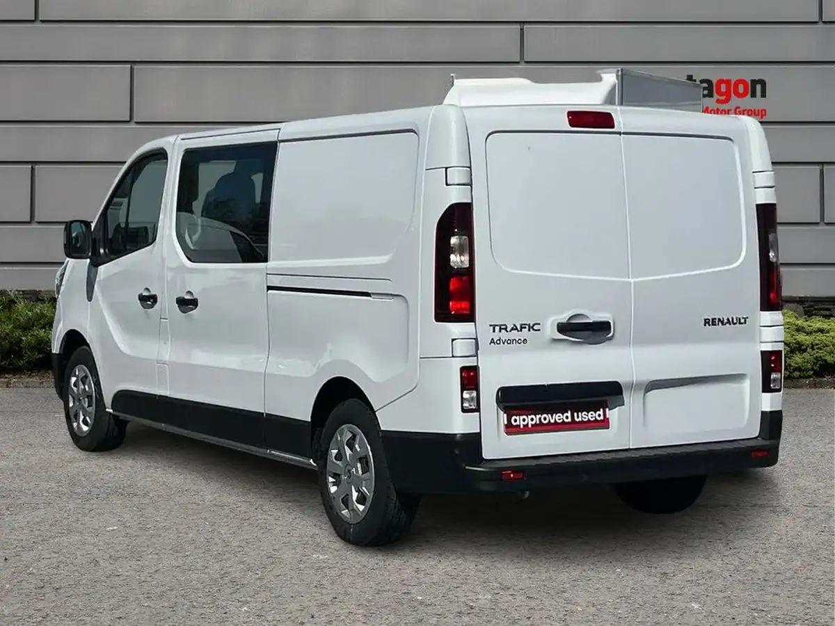 2025-renault-trafic-20dci-ll30-130-advance-panel-big-1