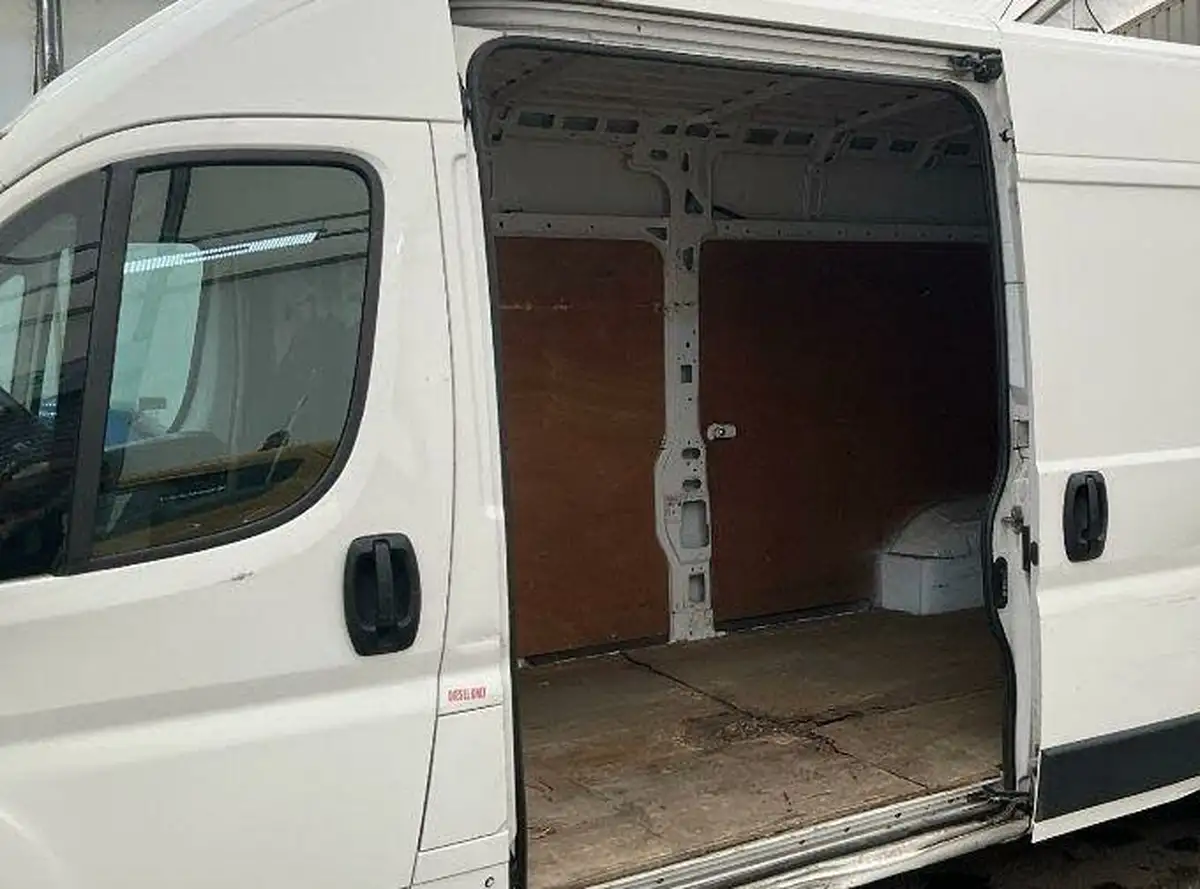 2019-citroen-relay-20bluehdi-35-l3h2-enterprise-130eu6-big-3
