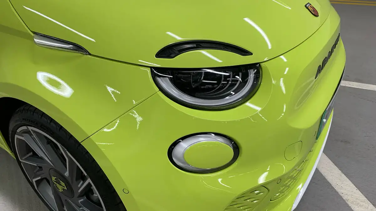 2023-abarth-500-e-500e-turismo-big-46