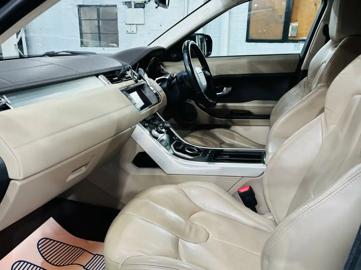2012-land-rover-range-rover-evoque-22td-pure-190bhp-4x4-hatchback-5d-auto-big-24