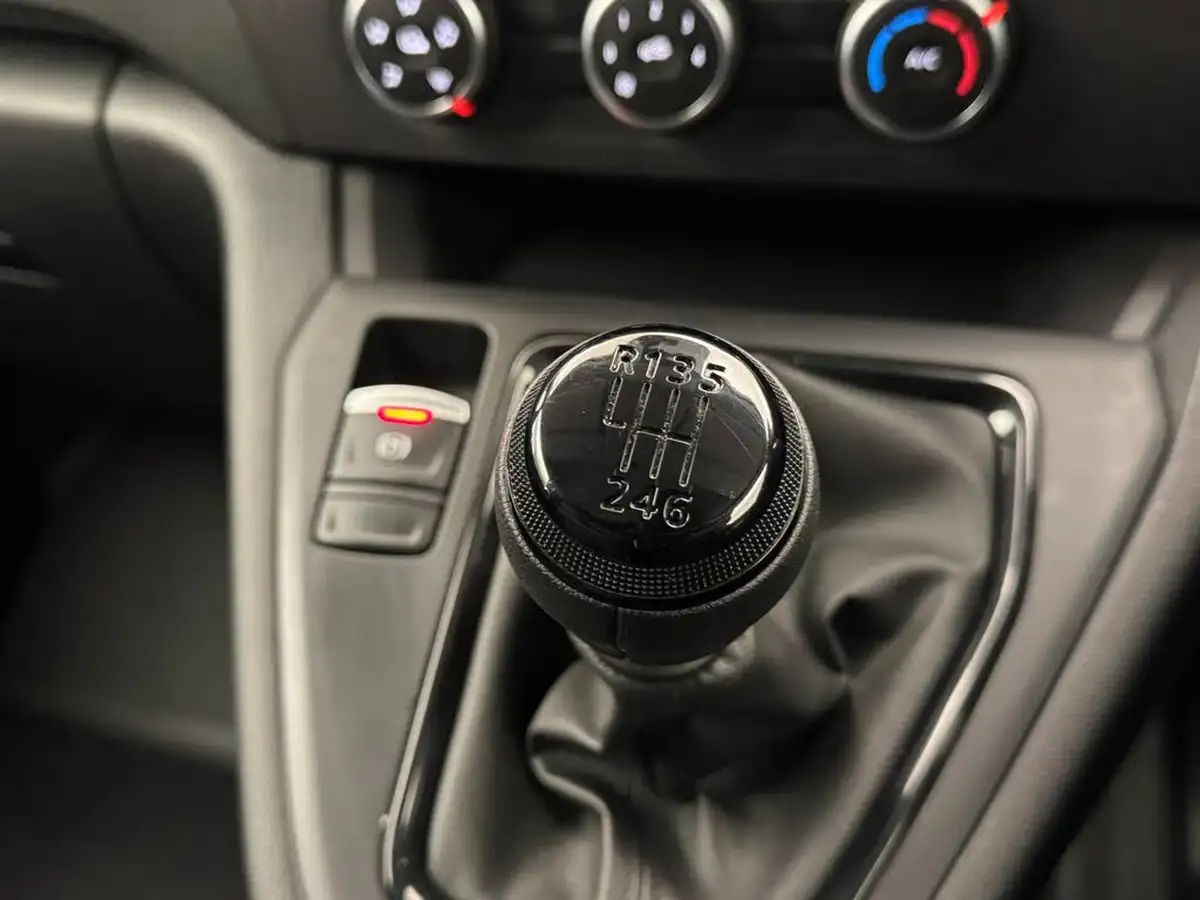 2024-renault-kangoo-15dci-ml19-95-advance-eu6d-big-18
