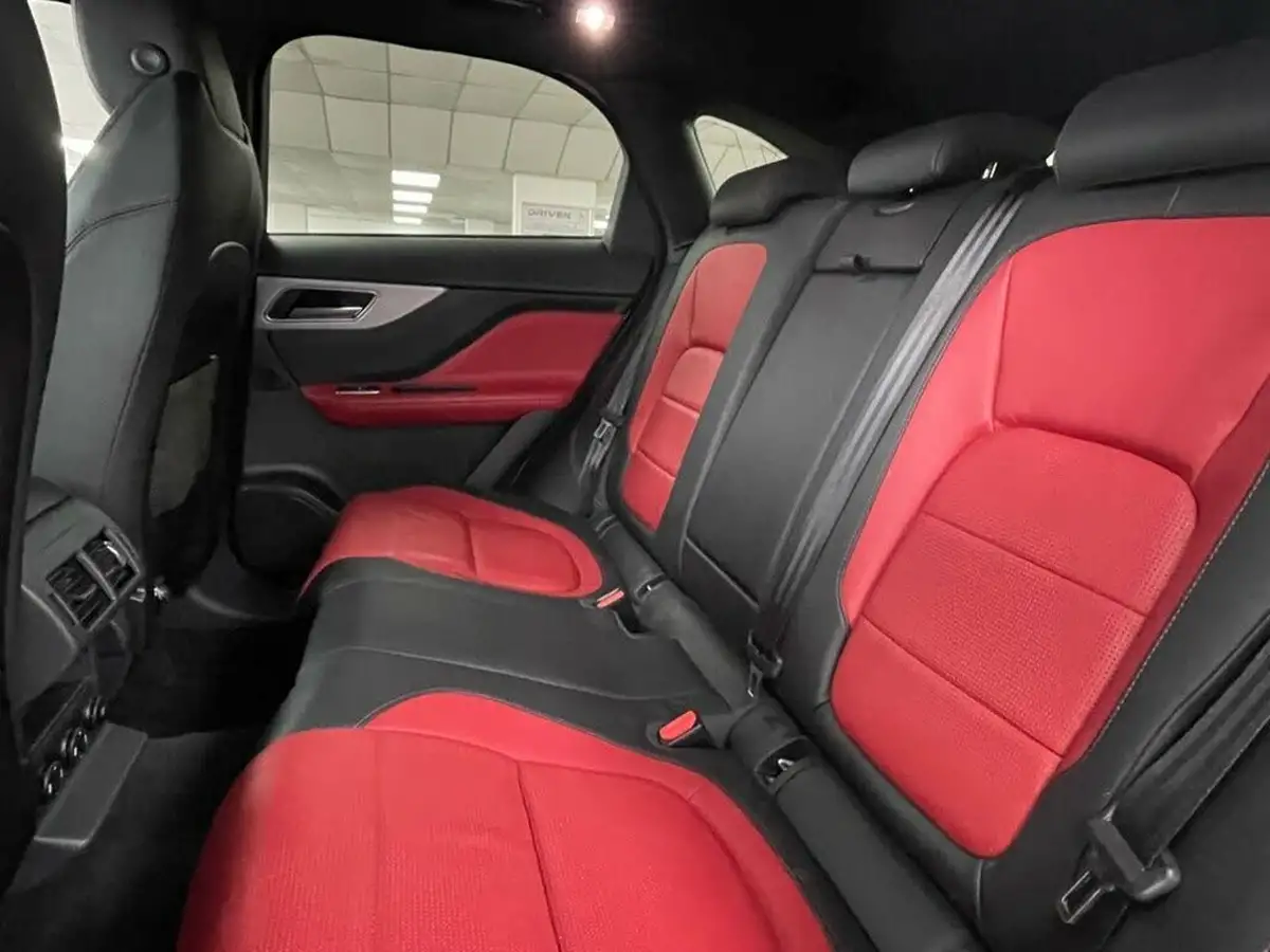 2018-jaguar-f-pace-20-i4d-r-sport-180ps-awd-auto-big-29