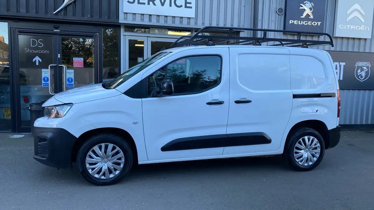 2021-peugeot-partner-15-bluehdi-1000-professional-premium-100pseu6d-big-5
