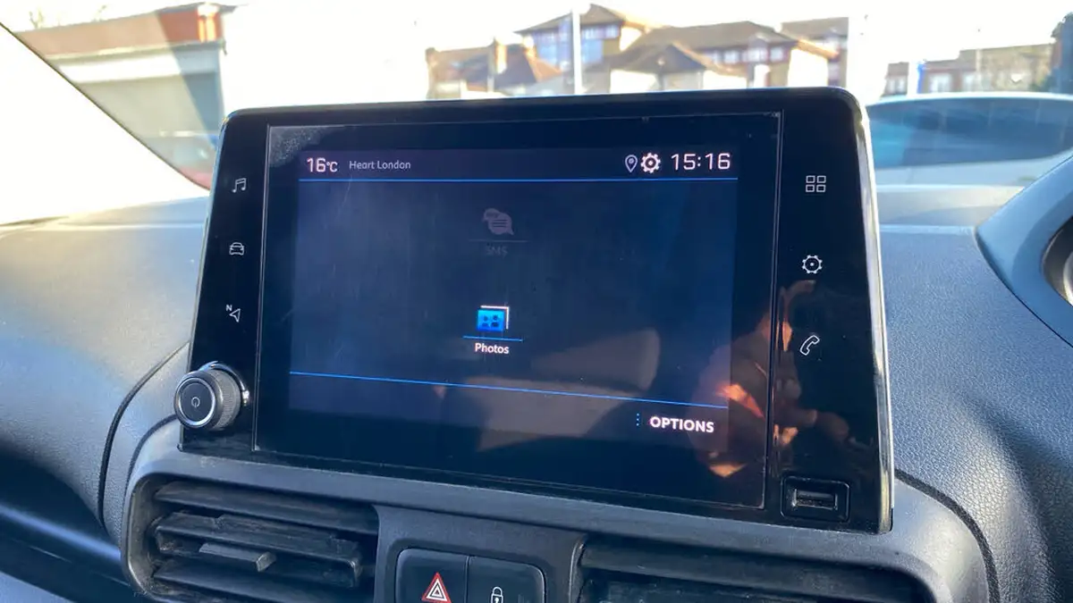 2021-peugeot-partner-15-bluehdi-1000-professional-premium-100pseu6d-big-29