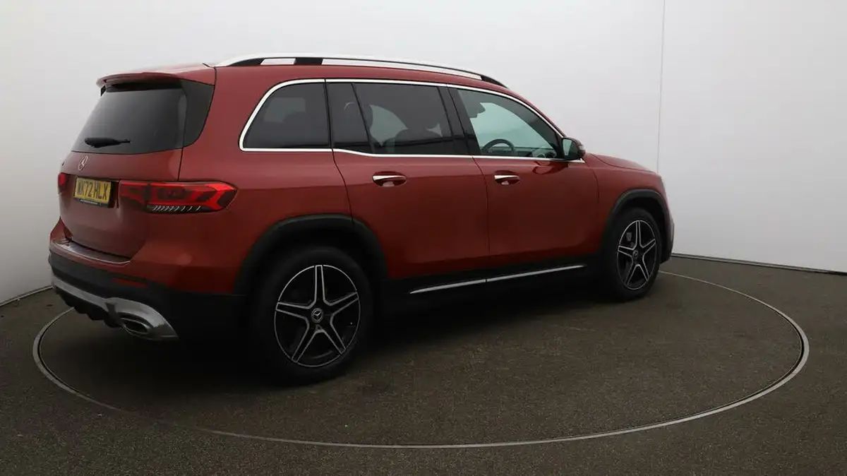 2022-mercedes-benz-glb-class-13-glb200-amg-line-premium-7g-tronic-big-54