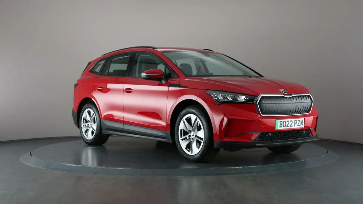 2022-skoda-enyaq-e-60-big-54
