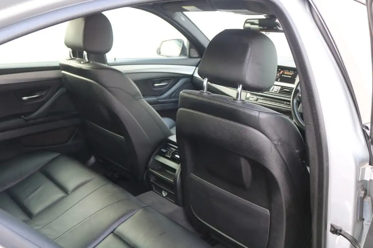 2016-bmw-5-series-20td-520d-m-sport-190bhp-saloon-4d-auto-big-16