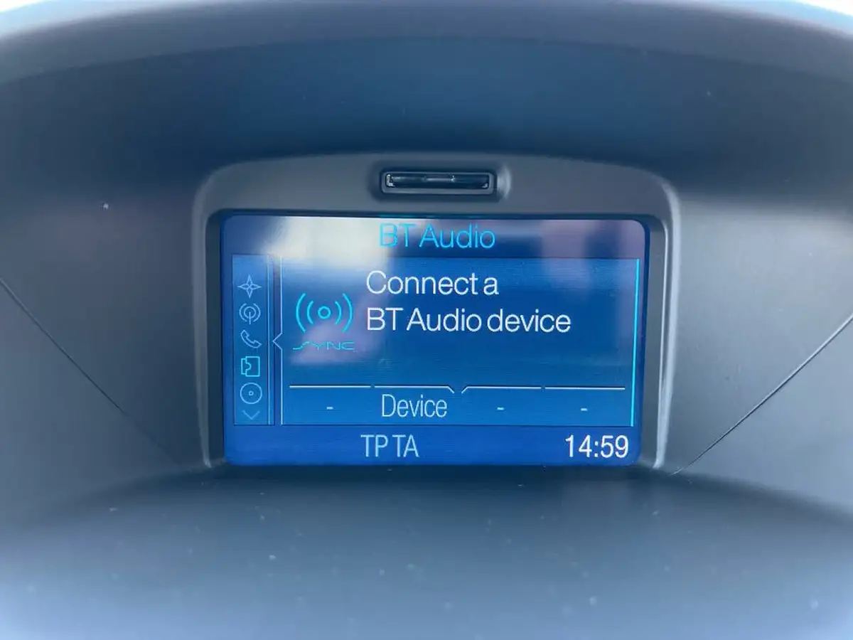 2017-ford-fiesta-10t-st-line-100ps-3d-big-39
