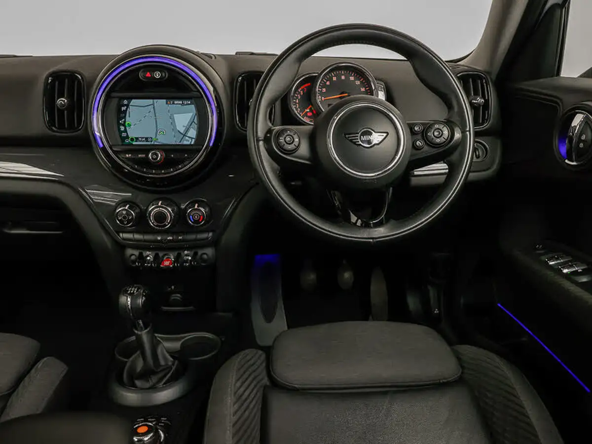 2018-mini-countryman-15-cooper-ss-big-6