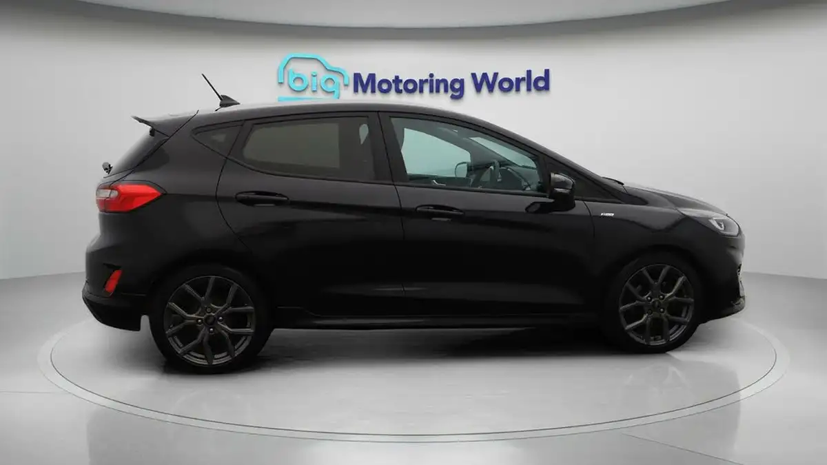 2022-ford-fiesta-10t-st-line-100ps-5d-big-10