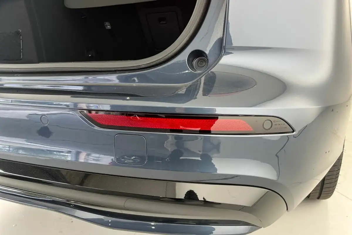 2025-volvo-v60-20-b4-plus-station-wagon-big-25