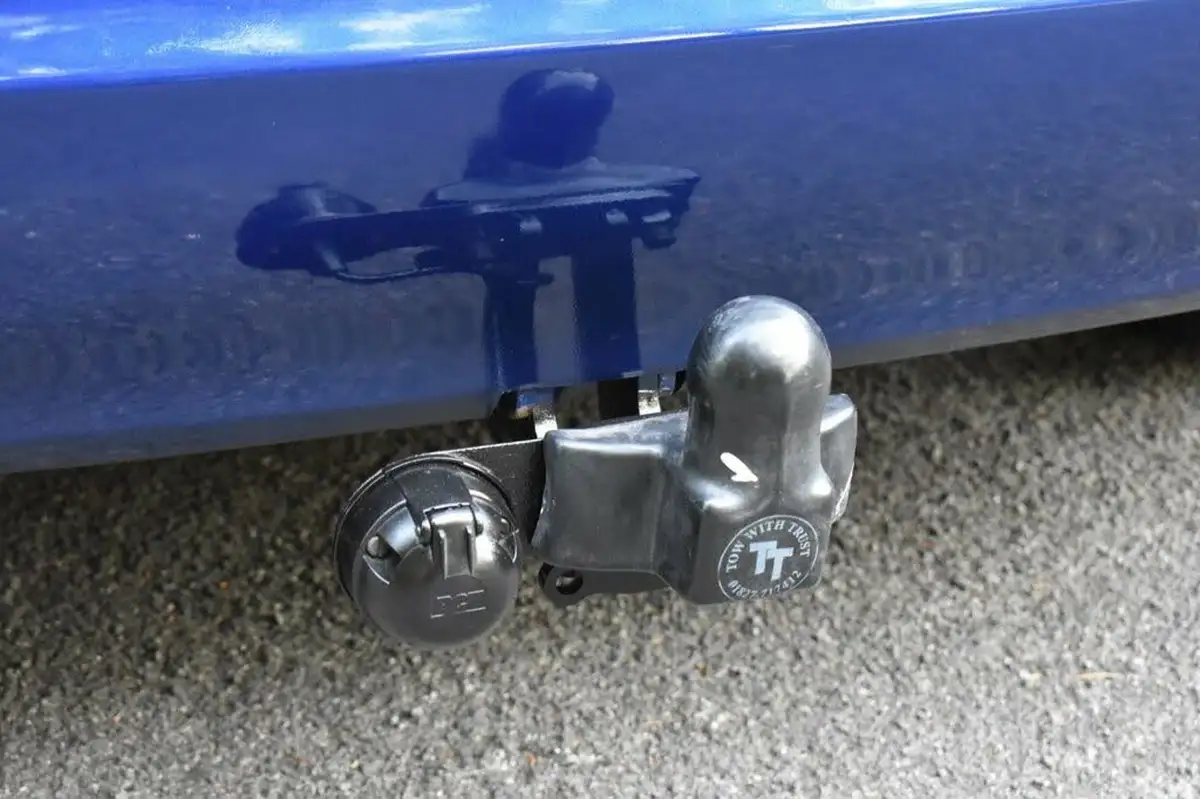 2011-honda-jazz-14-es-t-big-36