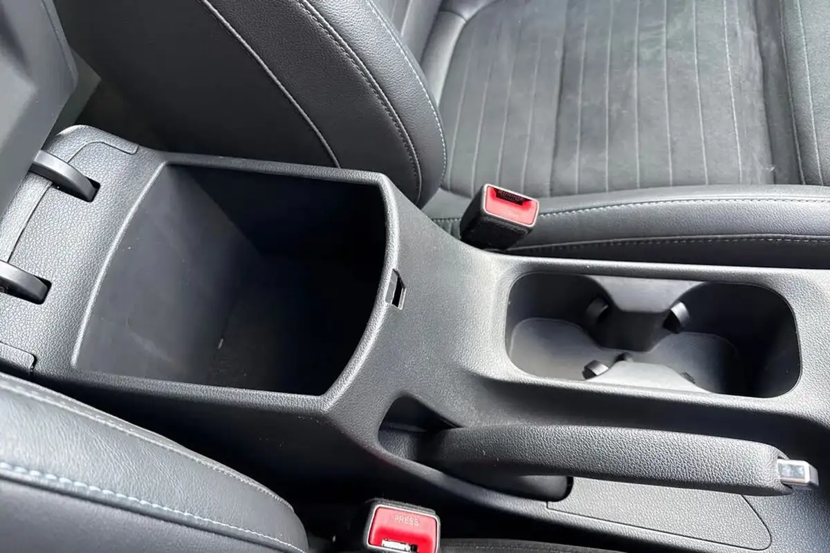 2018-hyundai-i30-n-20-t-gdi-n-performance-big-59
