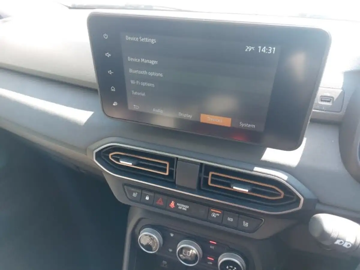 2024-dacia-sandero-stepway-10-tce-extreme-90bhp-big-15