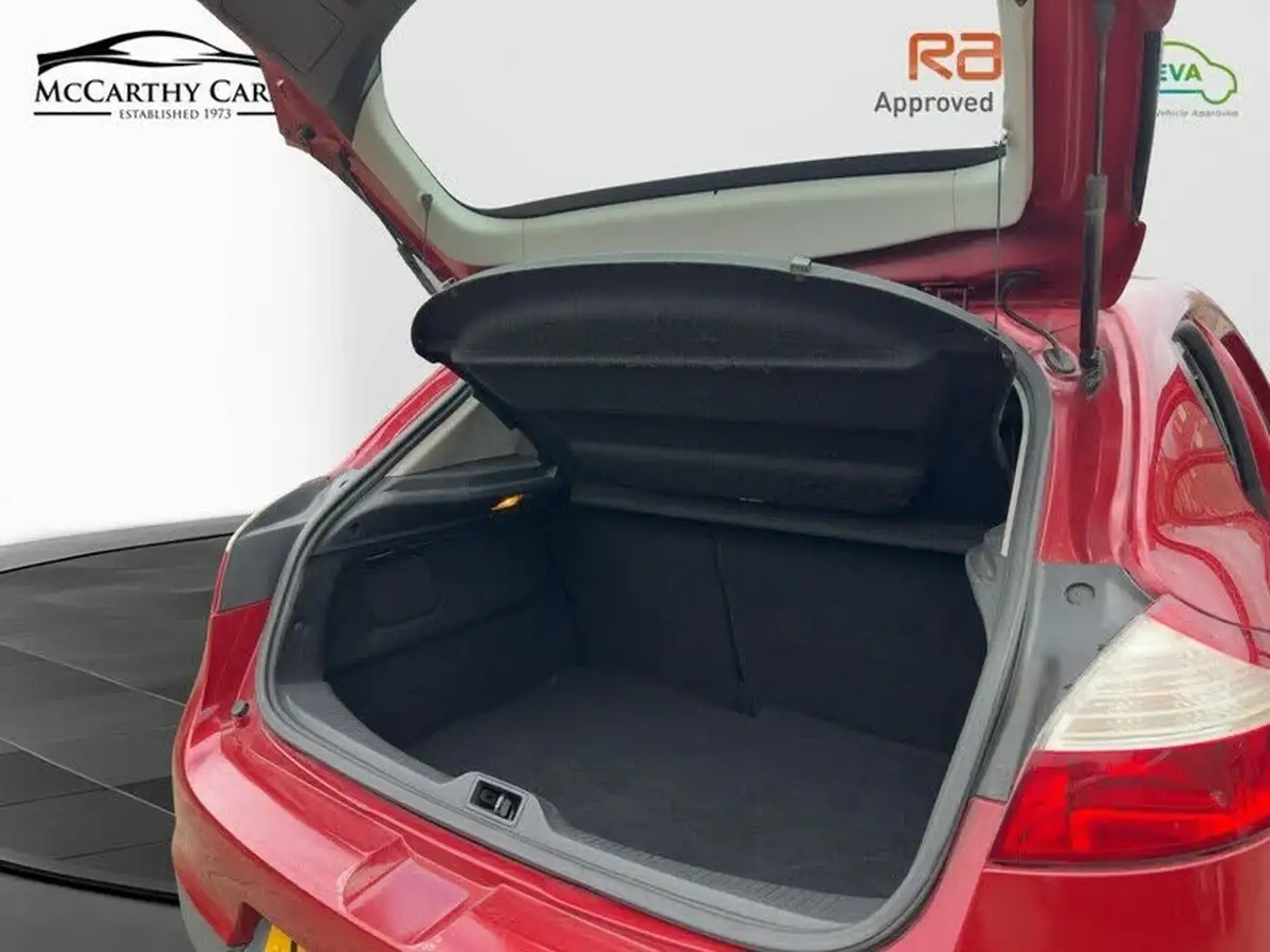 2009-renault-megane-16-expression-vvt-110bhp-hatchback-5d-big-14