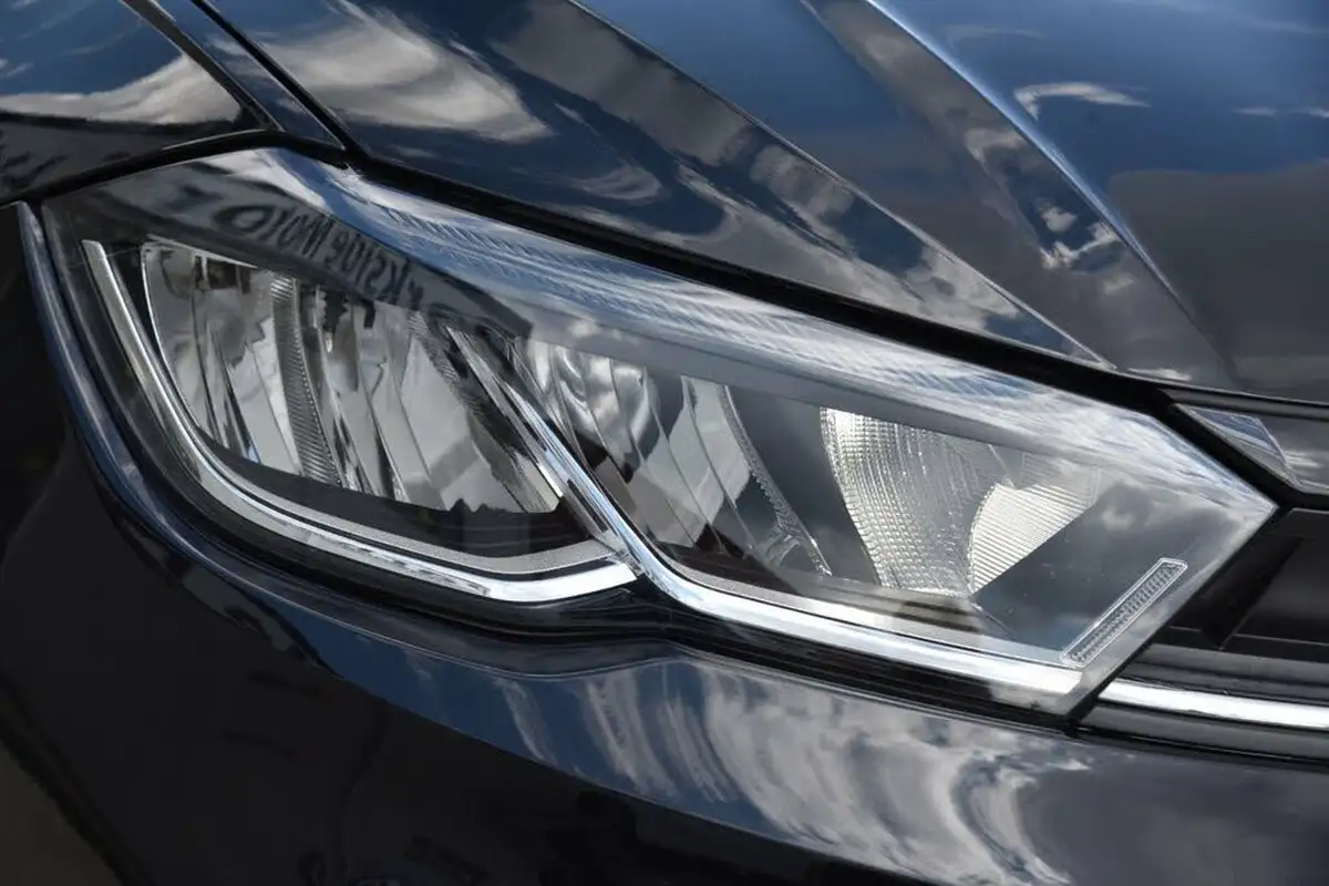 2022-volkswagen-polo-10-tsi-life-dsg-big-10