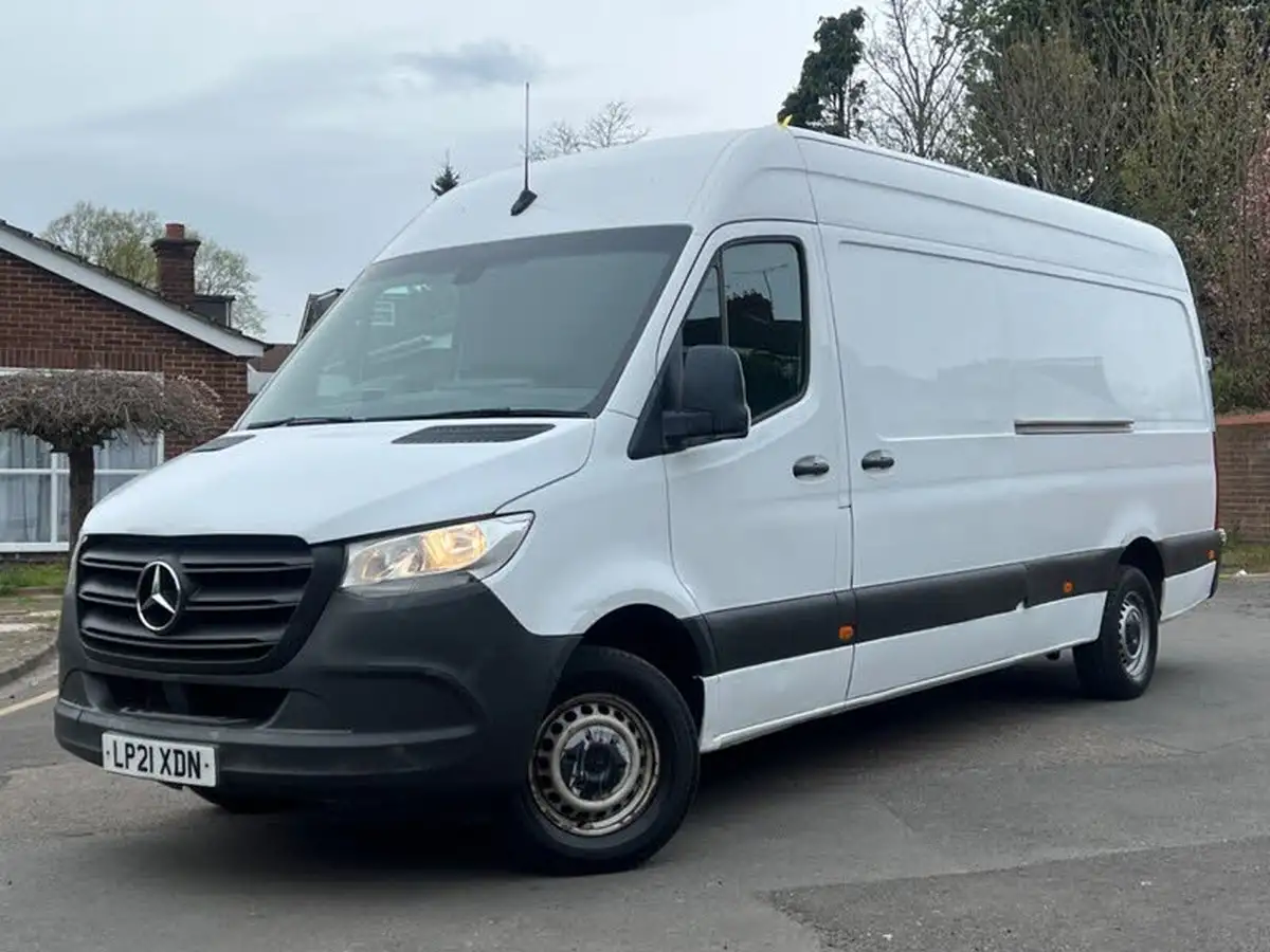 2021-mercedes-benz-sprinter-20cdi-315-l1h1-progressive-150pseu6dt-panel-rwd-eco-gear-360-big-35