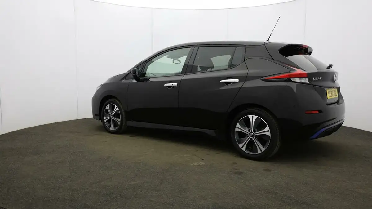 2020-nissan-leaf-e-n-connecta-big-65