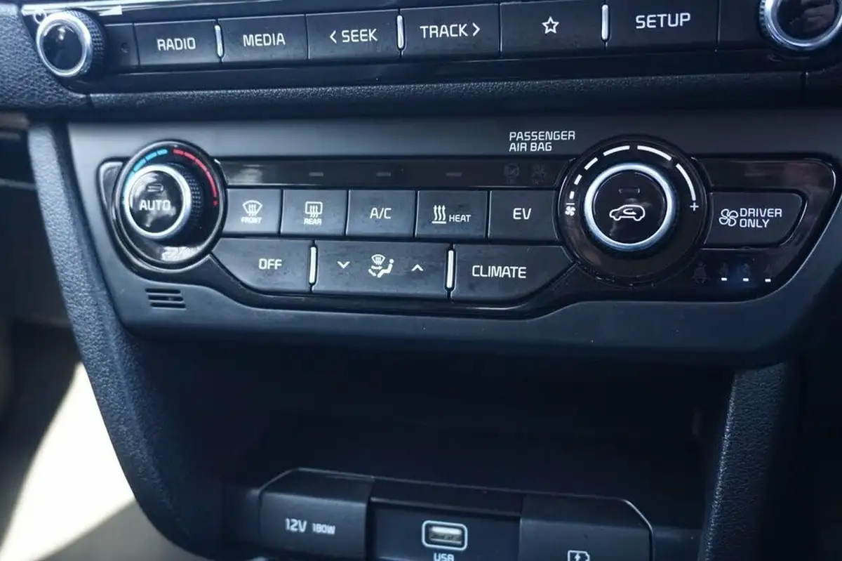 2022-kia-e-niro-ev-2-134bhp-39-big-21
