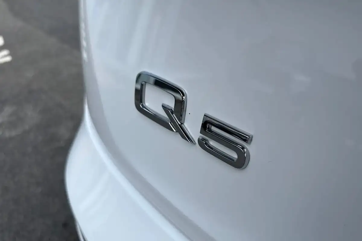 2025-audi-q5-20-45-tfsi-s-line-station-wagon-big-30